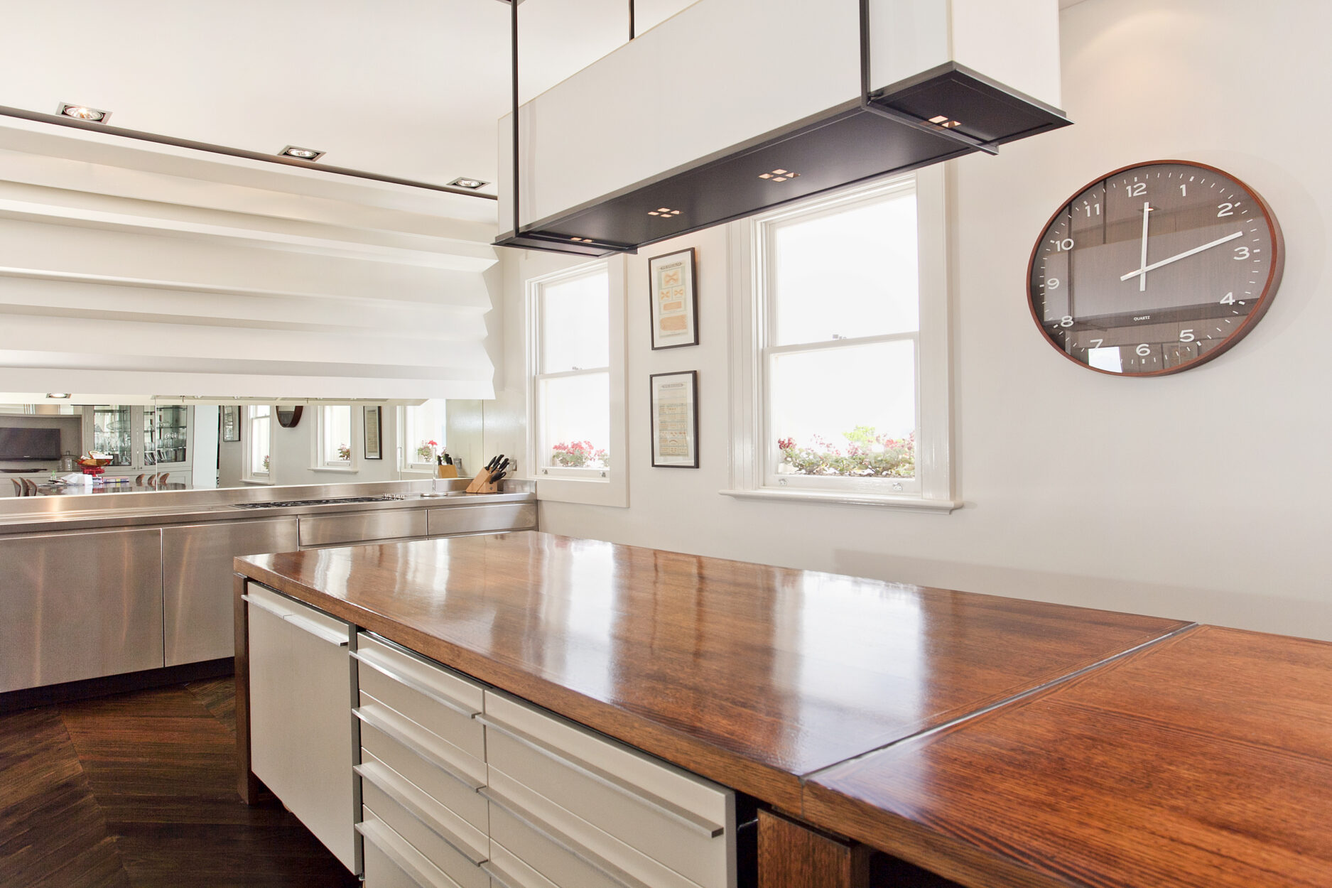 Woolahra Apartment Fully Renovated with Double Bay Views