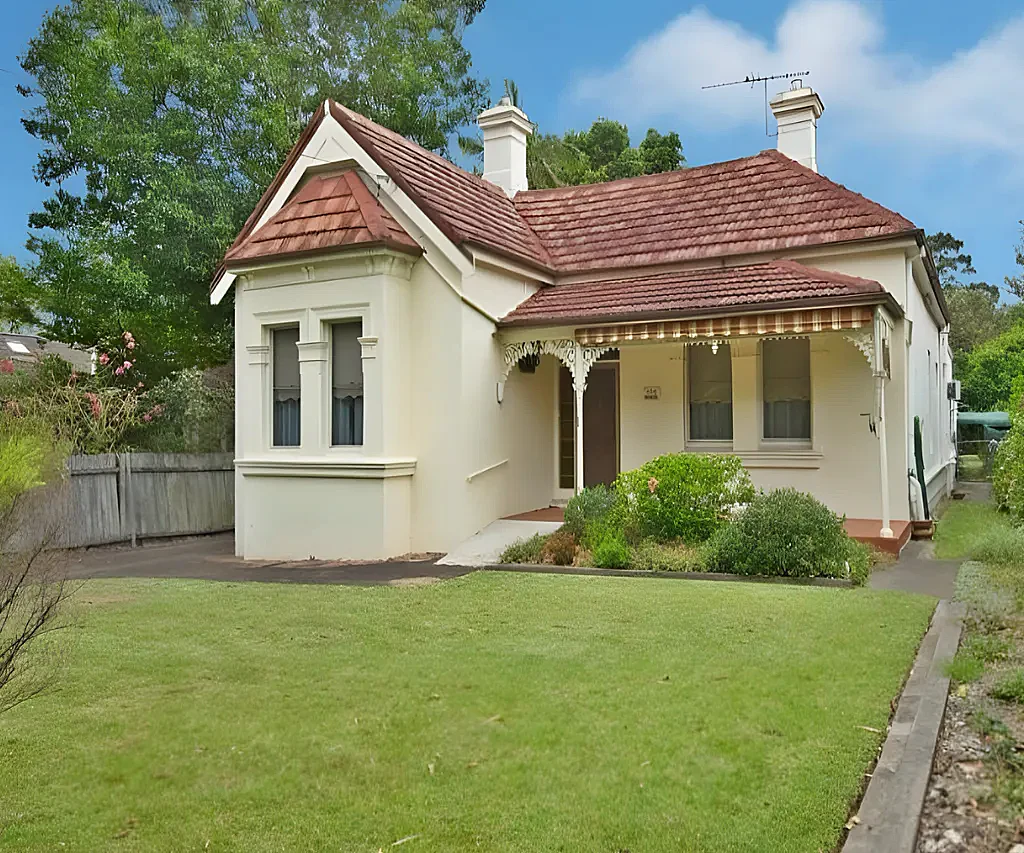 إصلاح شقوق منزل تراثي عمره قرن من الزمان مرتين Strathfield