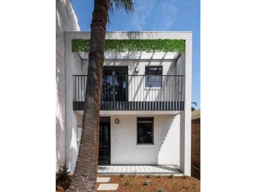 Annandale House 1: منزل جديد ووحدة سكنية ثانية في الجزء الخلفي
