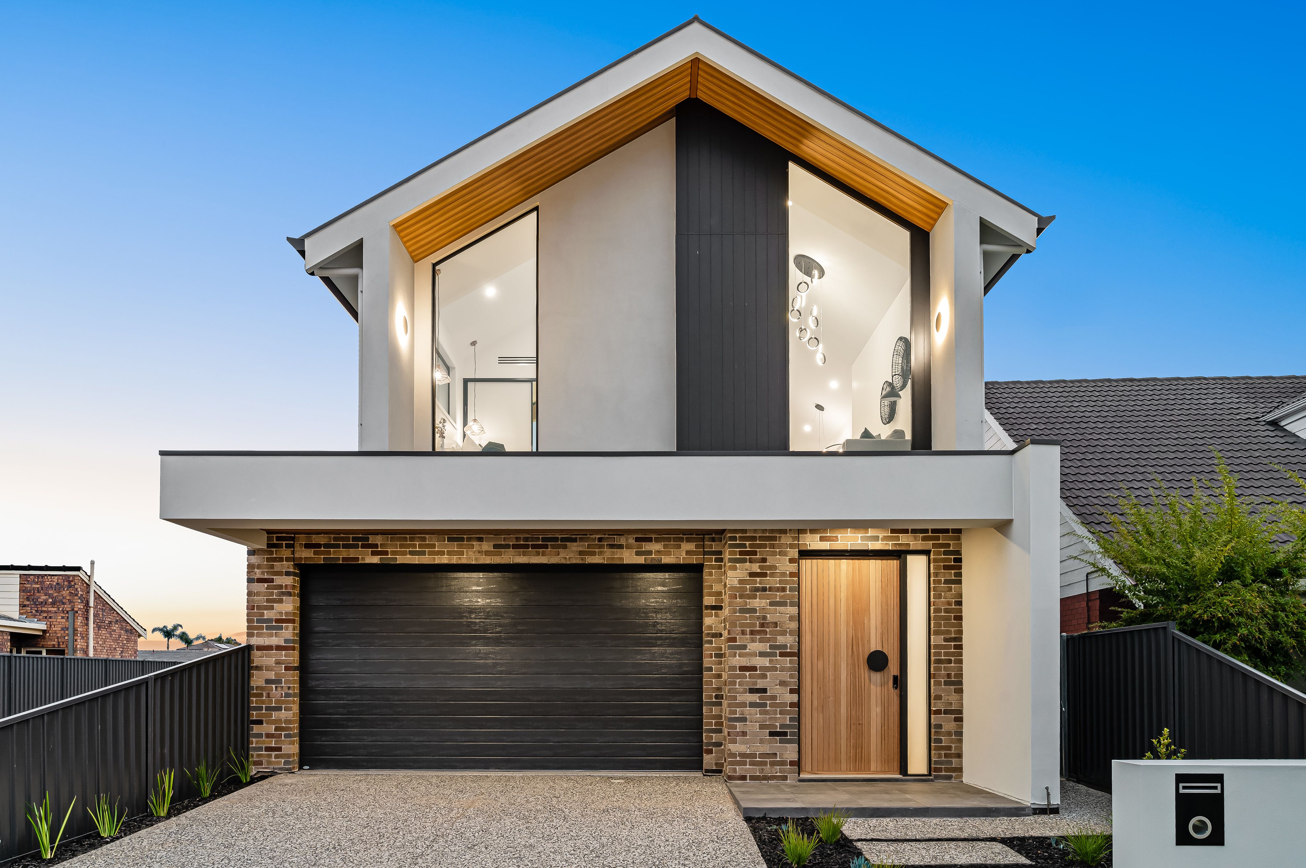 West Lakes Nhà Ở Tùy Chỉnh Hiện Đại Hai Tầng