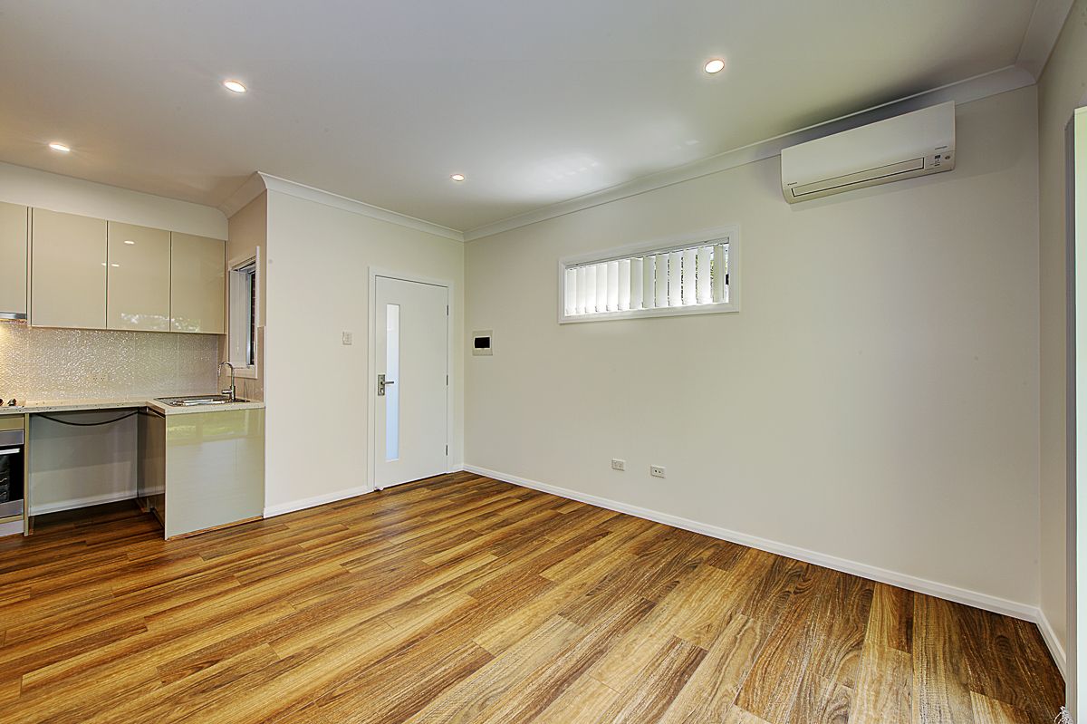 Gladesville 침실 2개 차고 개조 Granny Flat 프로젝트