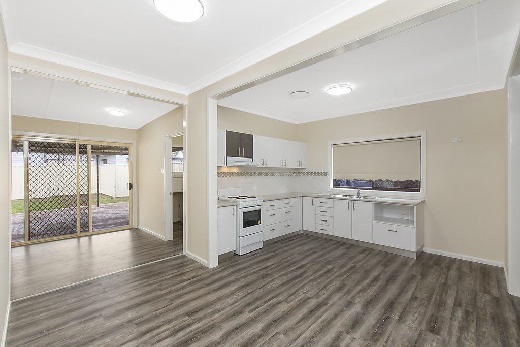 Penrith Open-Plan Modern Renovation
