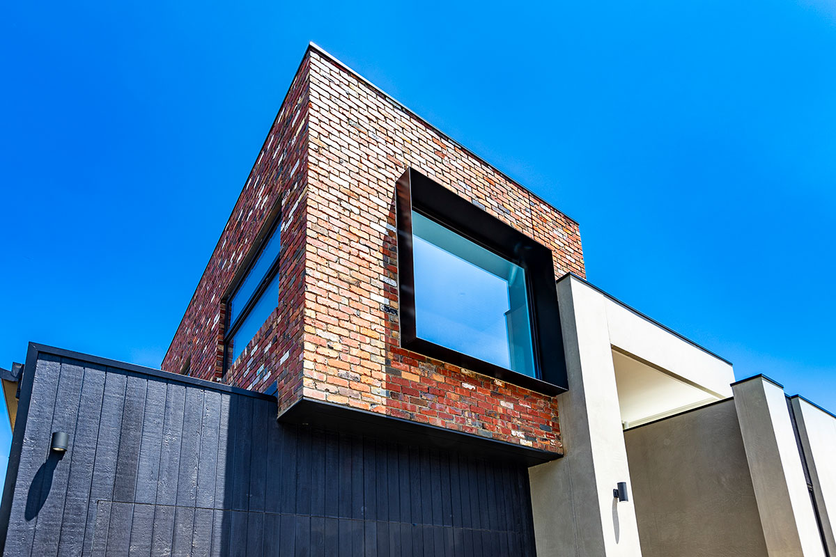 Ashwood Modern Elegant Residence