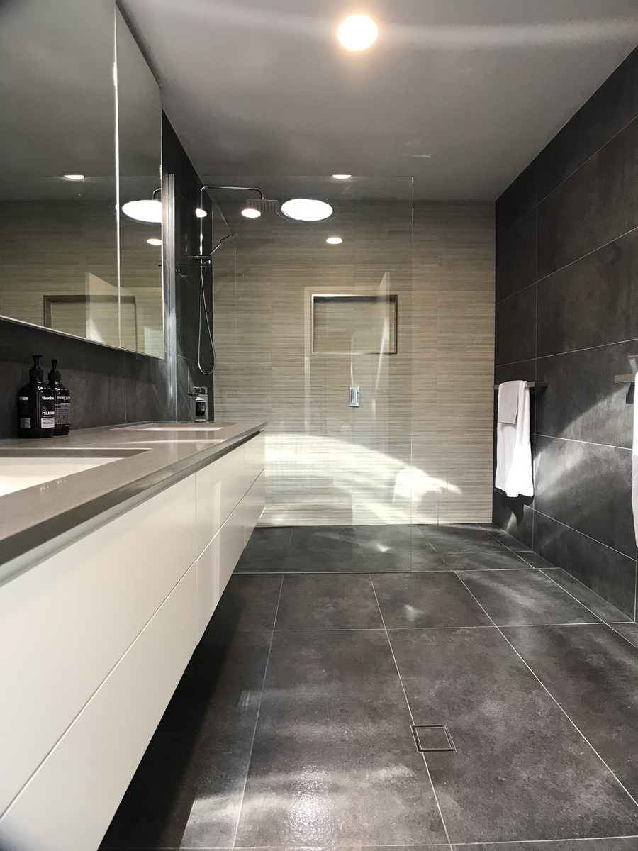 Bulimba Two-Bathroom and Kitchen Renovation