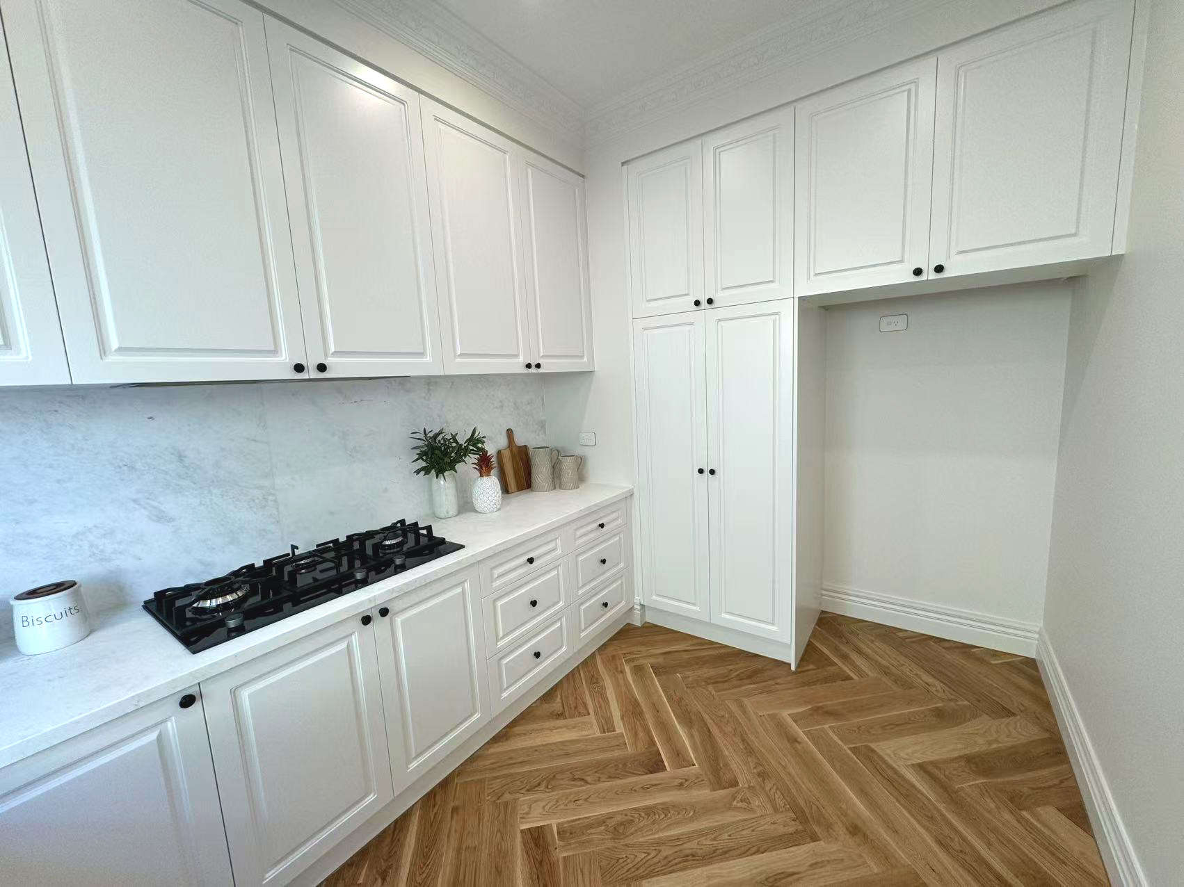 مشروع تجديد السكن في Glen Waverley