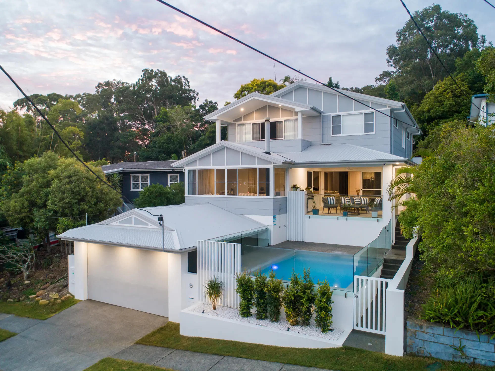 Burleigh Heads Three-Level Hamptons-Style Residence on Sloping Land