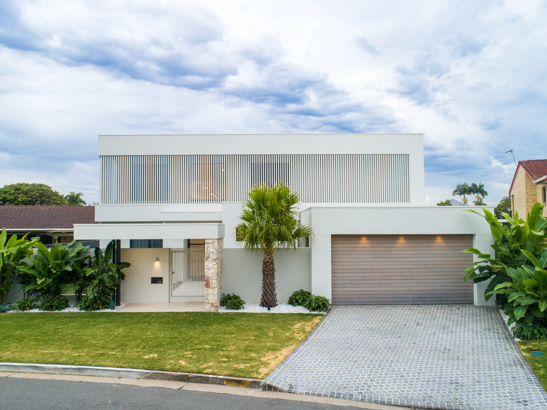 La Viva: Surfers Paradise Luxury Bespoke Residence