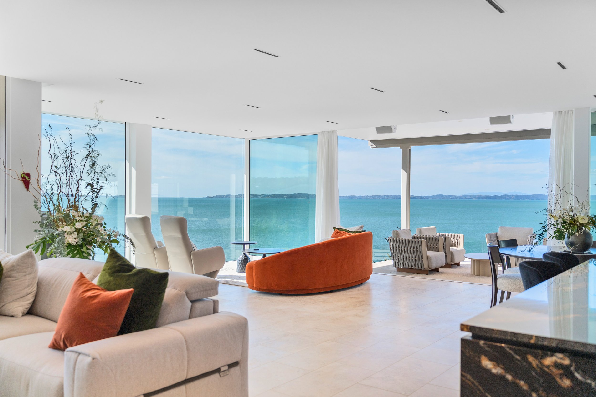 Cockle Bay Waterfront Modern Residence