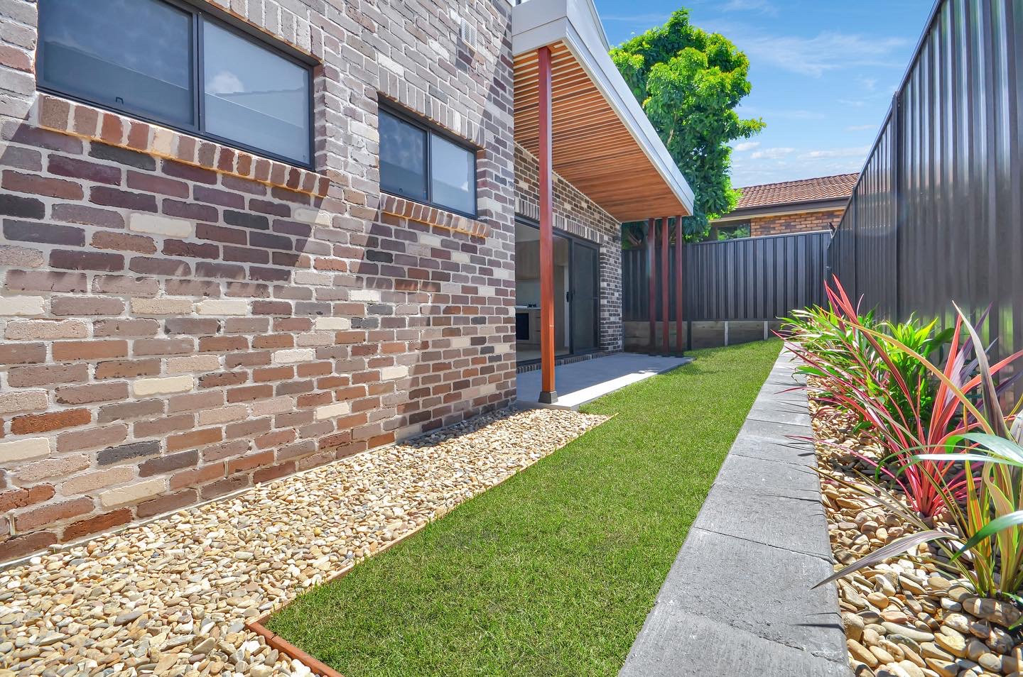New Duplex Built in the Backyard at Adamstown and Titles Split
