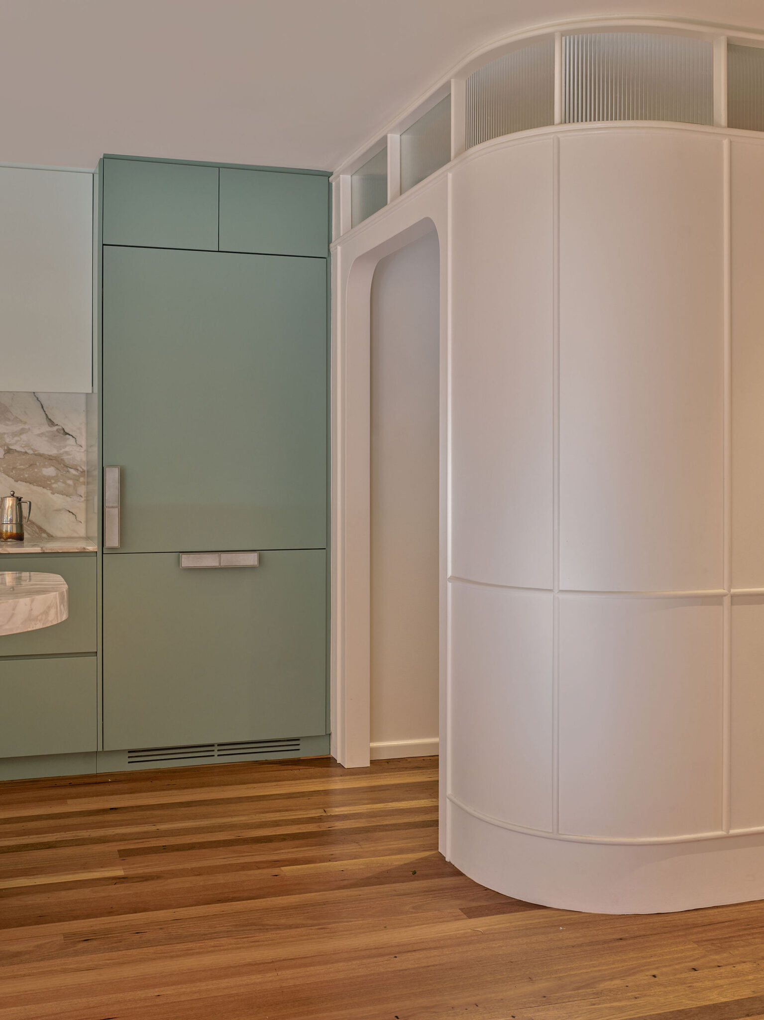 Hughes Central: A Renewed Old House in Canberra