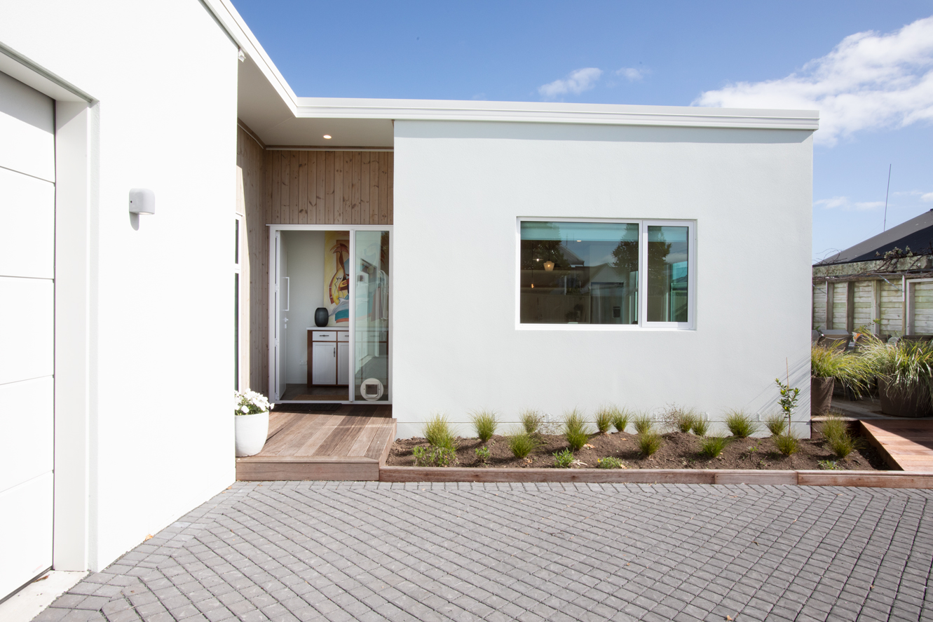 New two-bedroom beach-style cottage in Papamoa