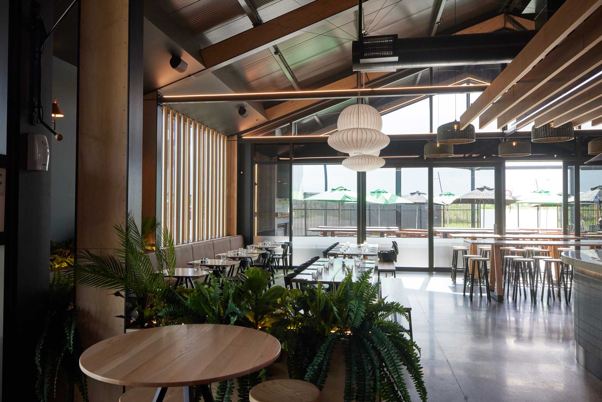 Fergus Bar Bar Design, Construction and Fit-out Project