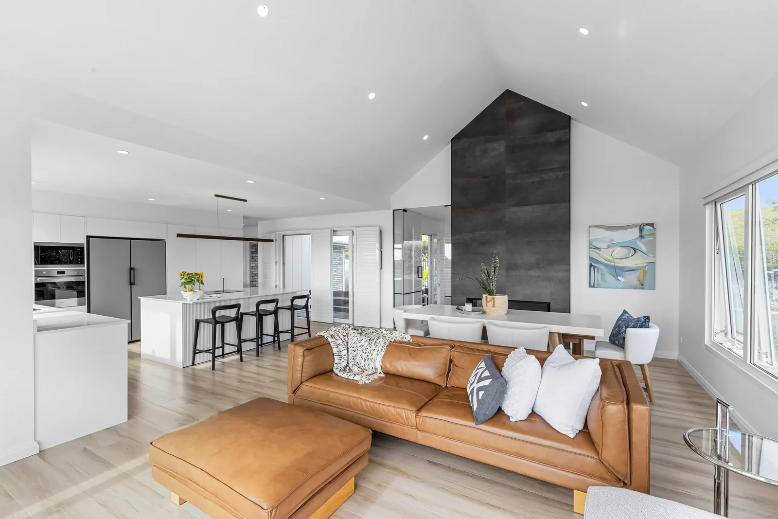 Gulf Harbour House: Waterfront Golf View Residence