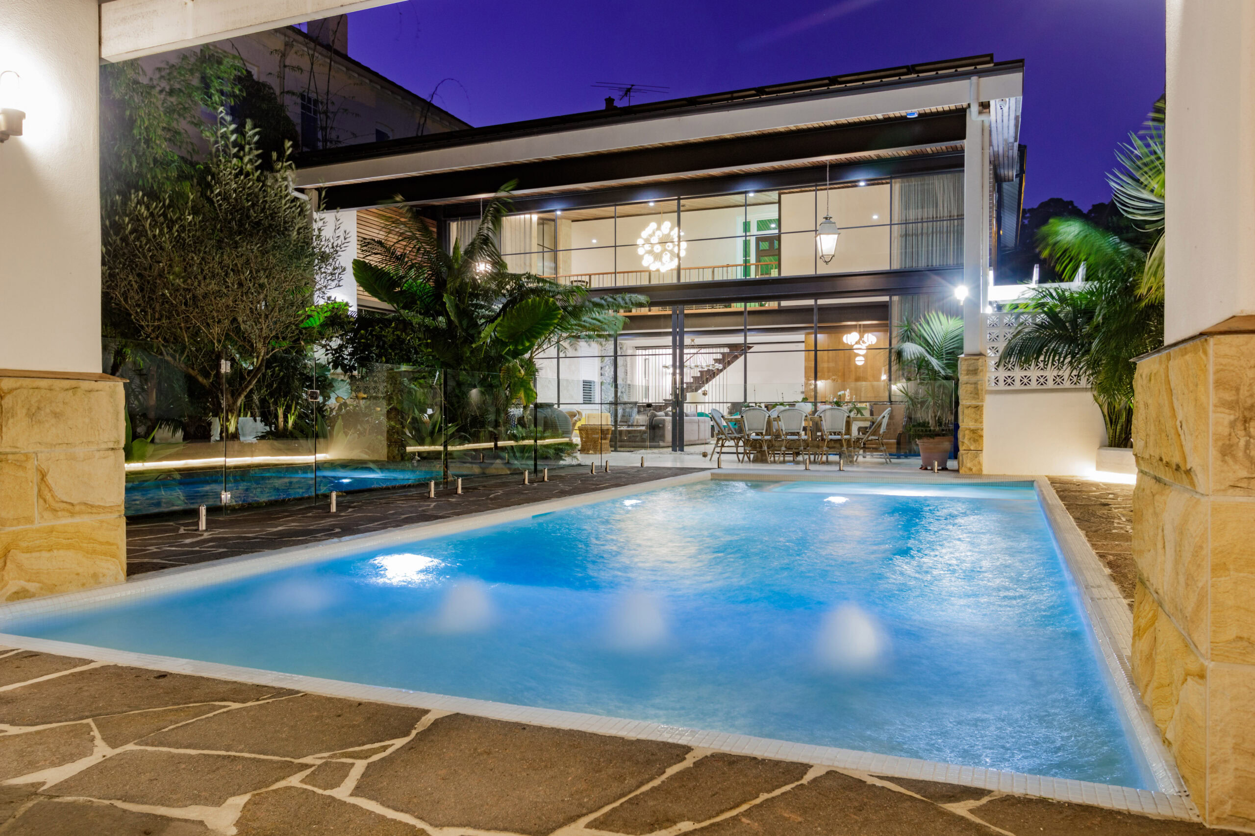 مشروع مسبح Randwick بطراز البحر الأبيض المتوسط