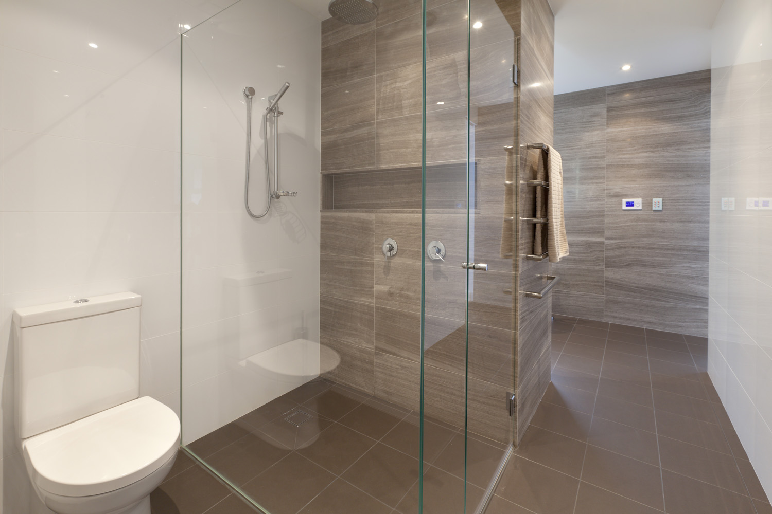 Hunters Hill Modern Traditional Style Residence