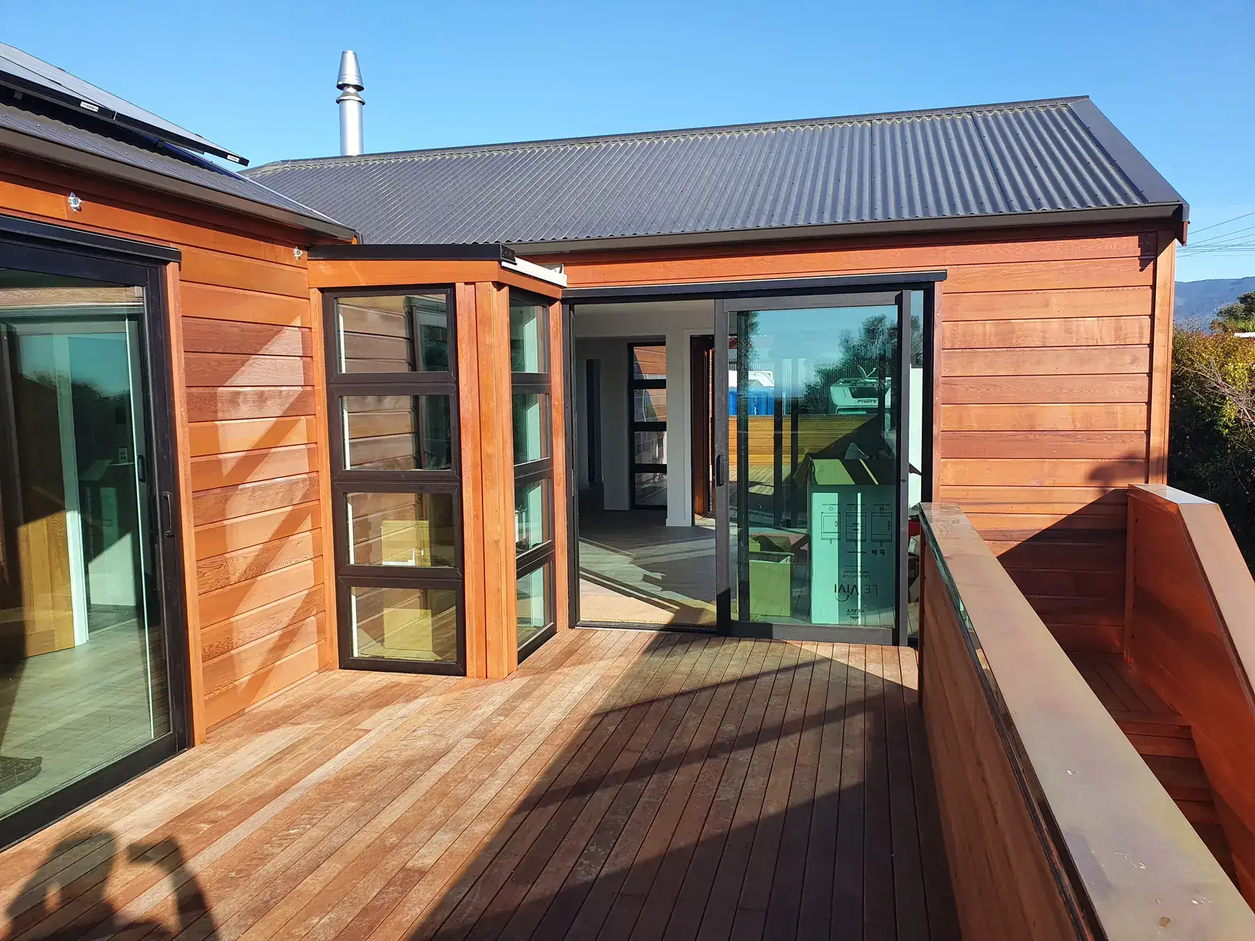 Tasman Pippin Lane Split-Level Residence