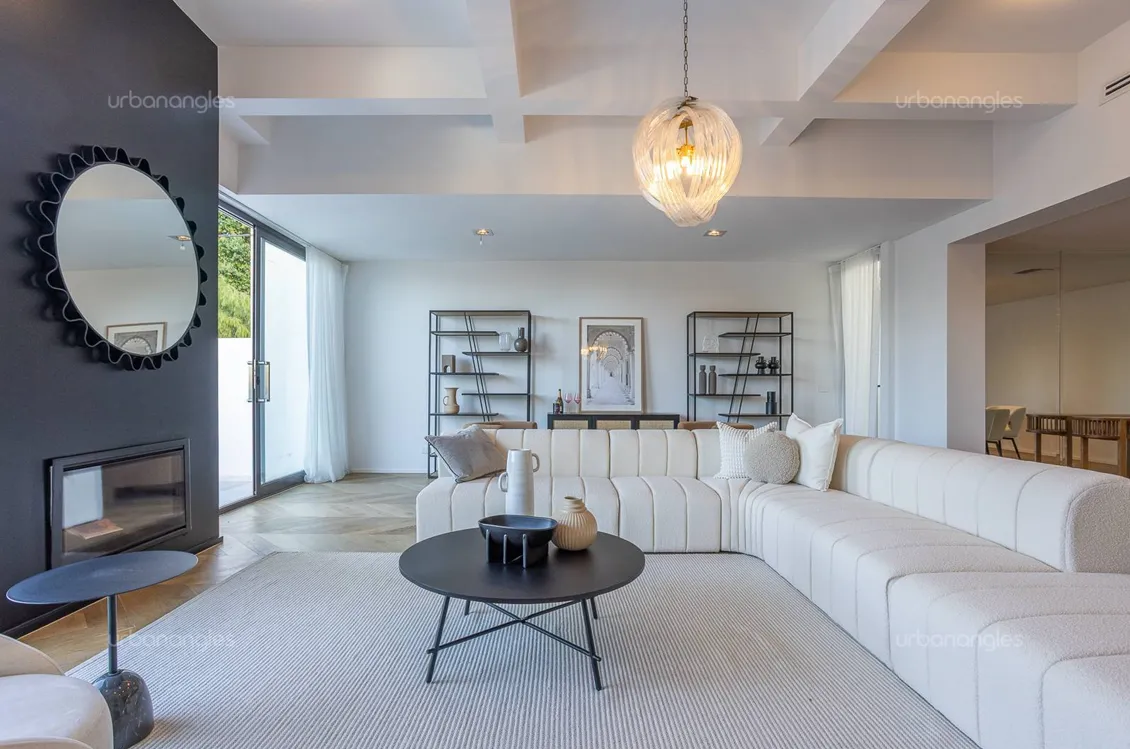 Caulfield South Custom Family Home