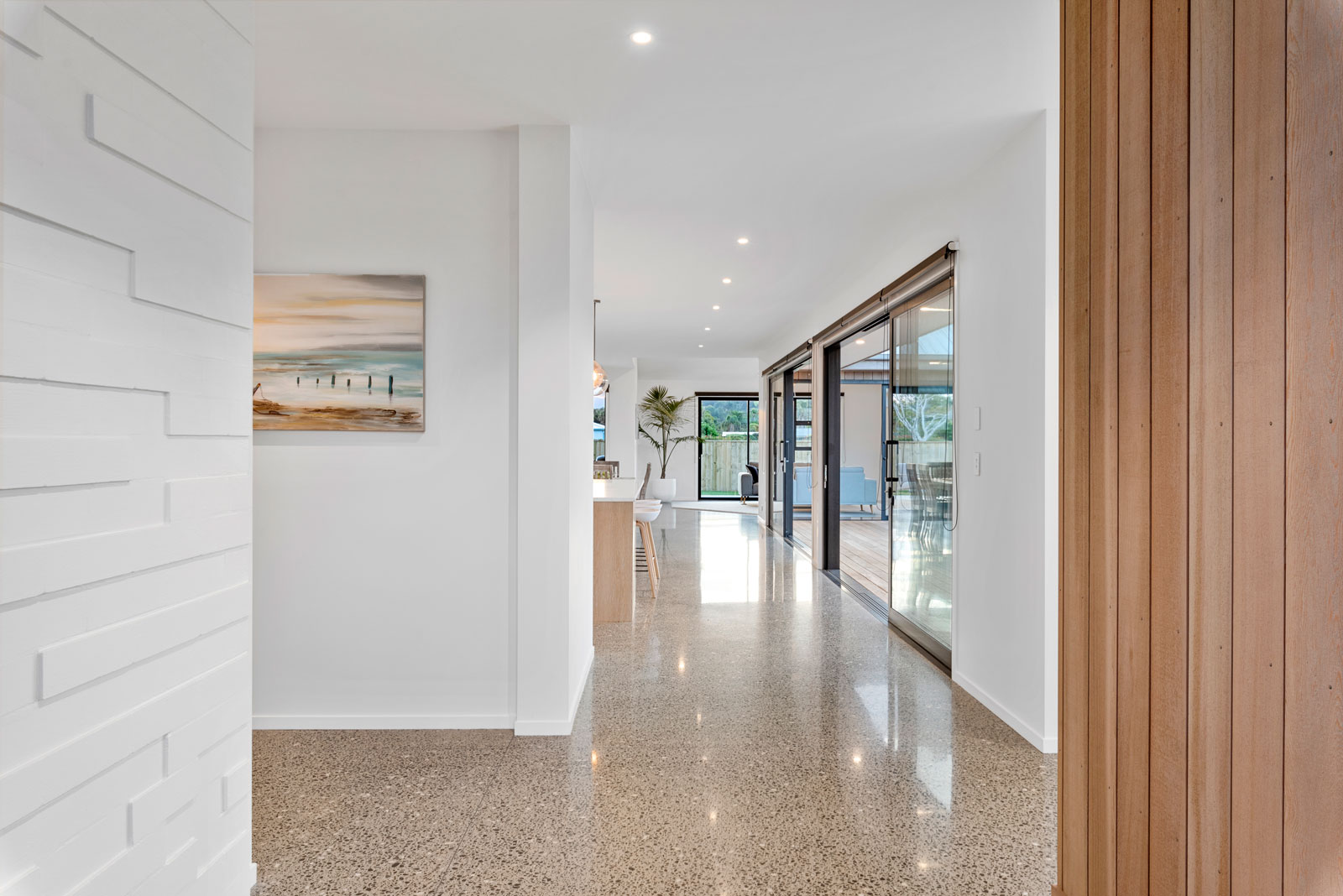 Sandpiper Avenue New Family Residence