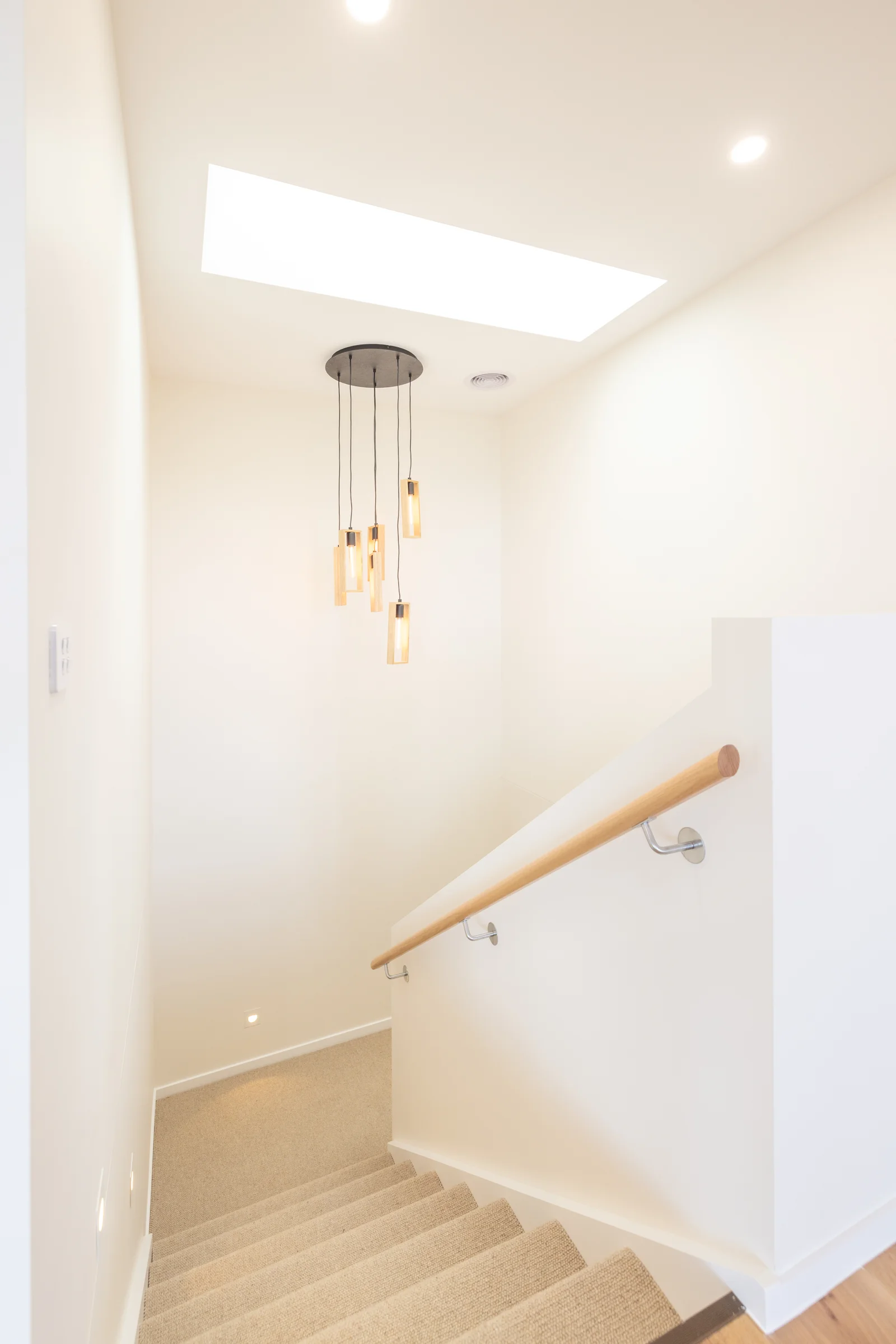 Gisellevista: Coastal Hamptons-style residence on a steep block in Ulverstone