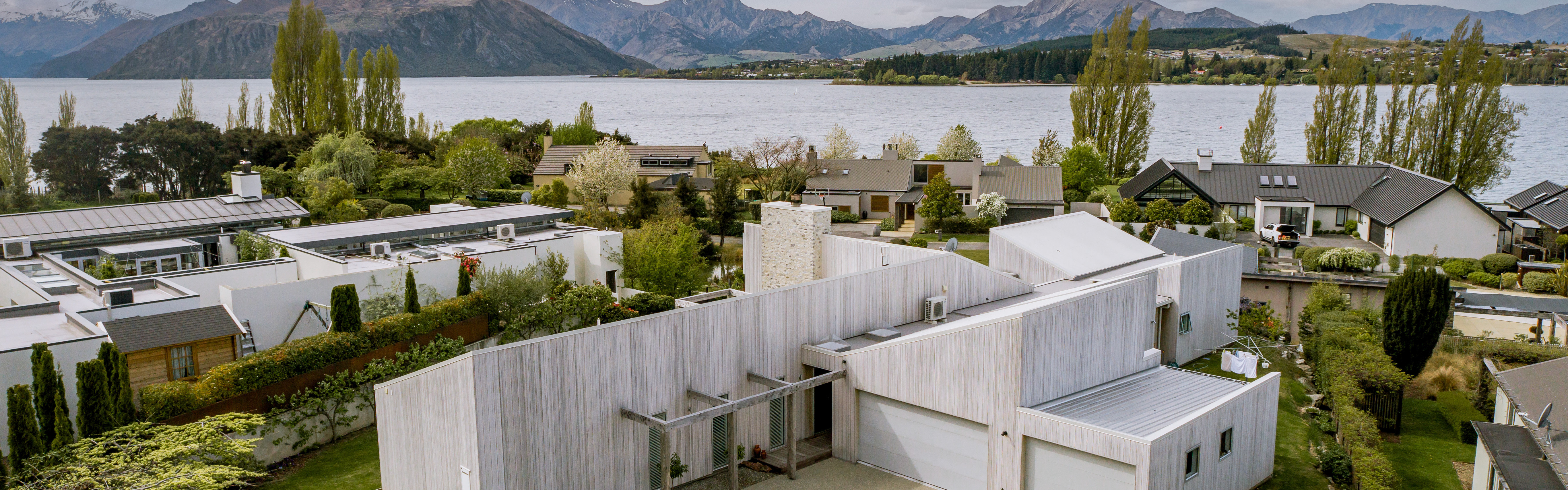 Wanaka住宅重新覆层改造