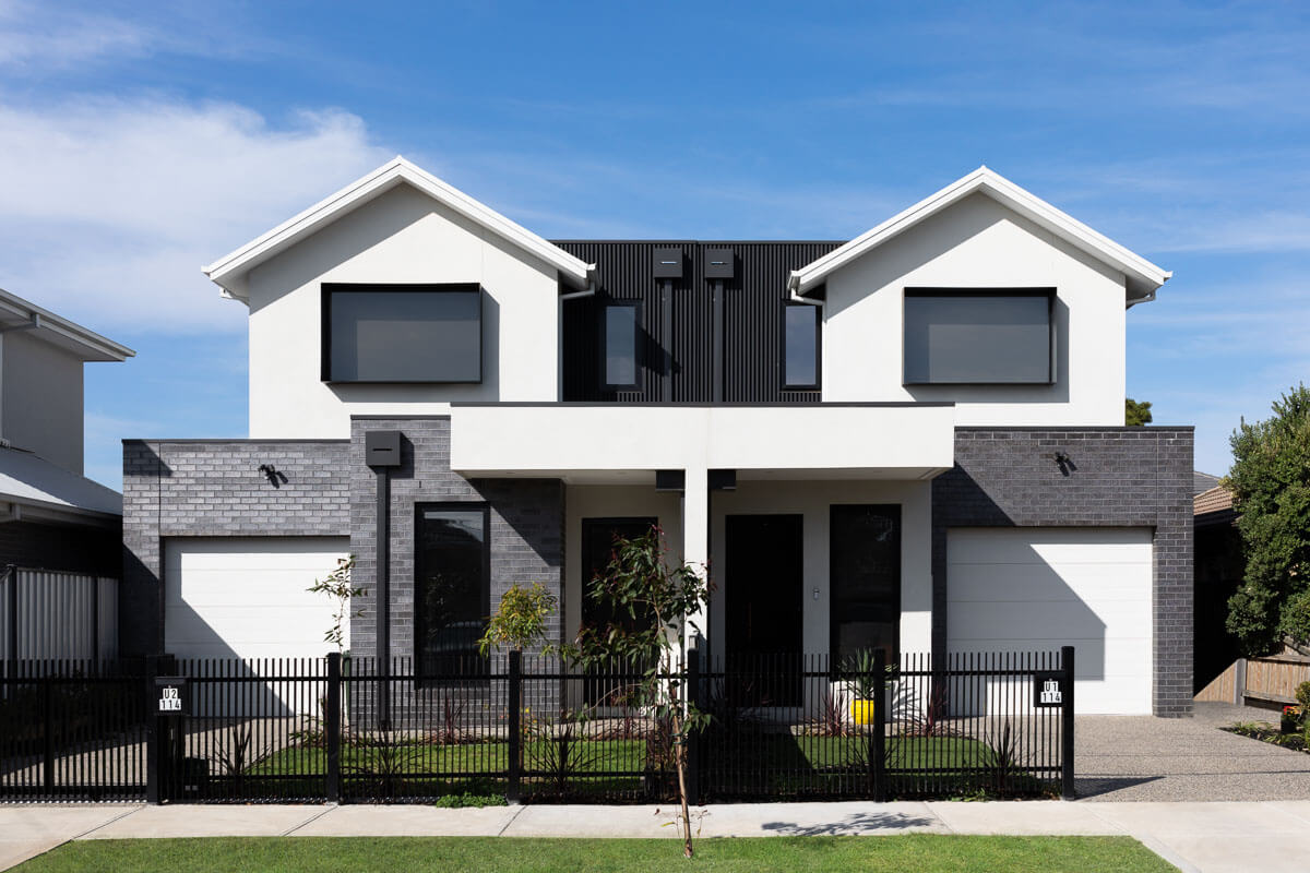 مشروع تاون هاوس مزدوج من طابقين في Altona North