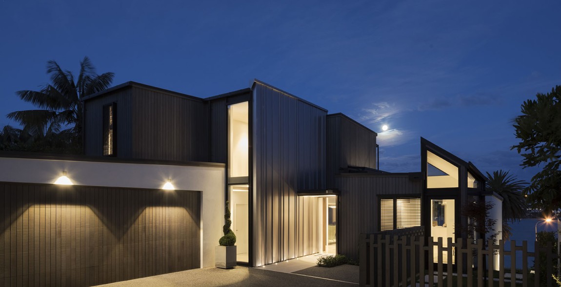 St Heliers Bay Narrow Site Residence