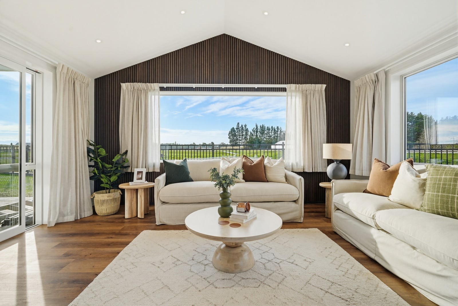 Cam Mill: Rangiora New Detached House