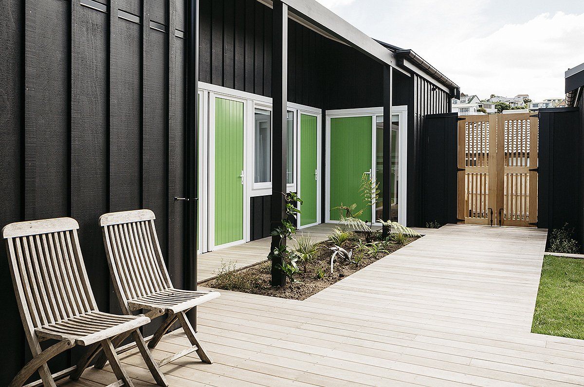 Snells Beach Beachfront Modern Barn Style Holiday Home