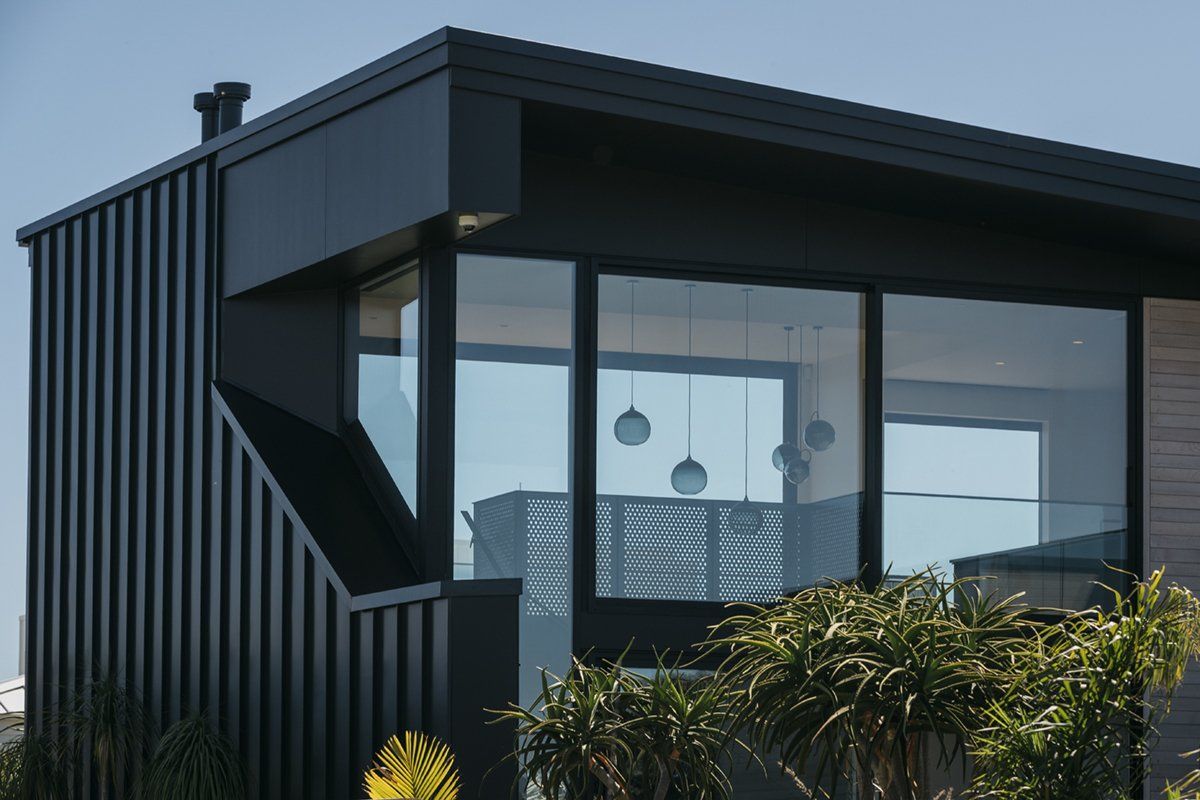 Omaha Steel and Cedar Architect-Designed Residence
