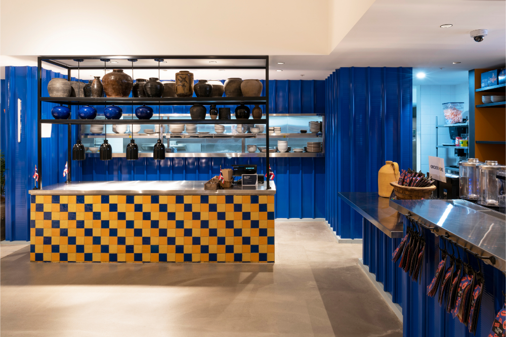 تجديد منطقة تناول الطعام Zest Eatery في West HQ
