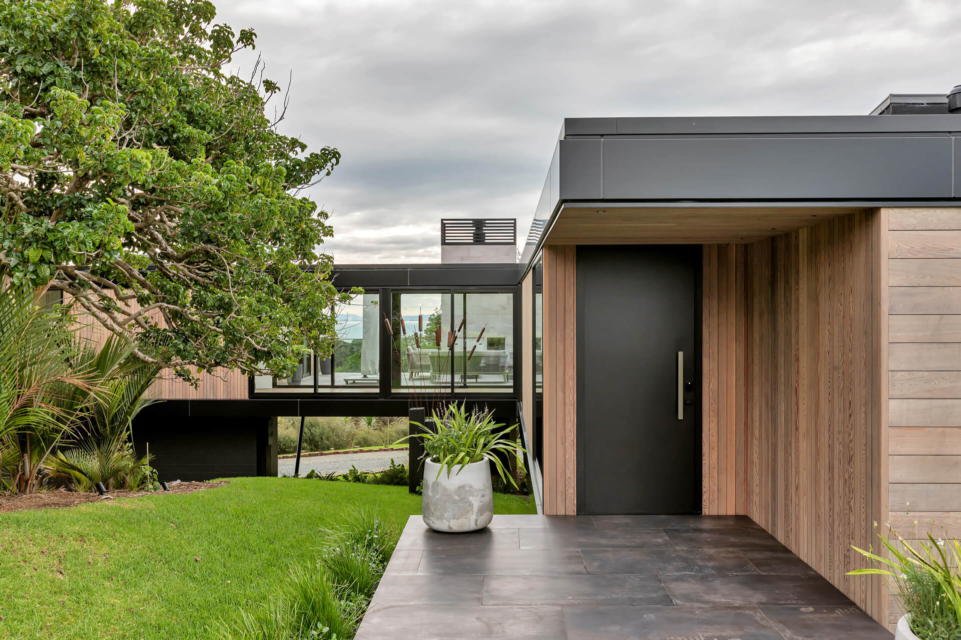 Mangawhai的Puriri House新建住宅