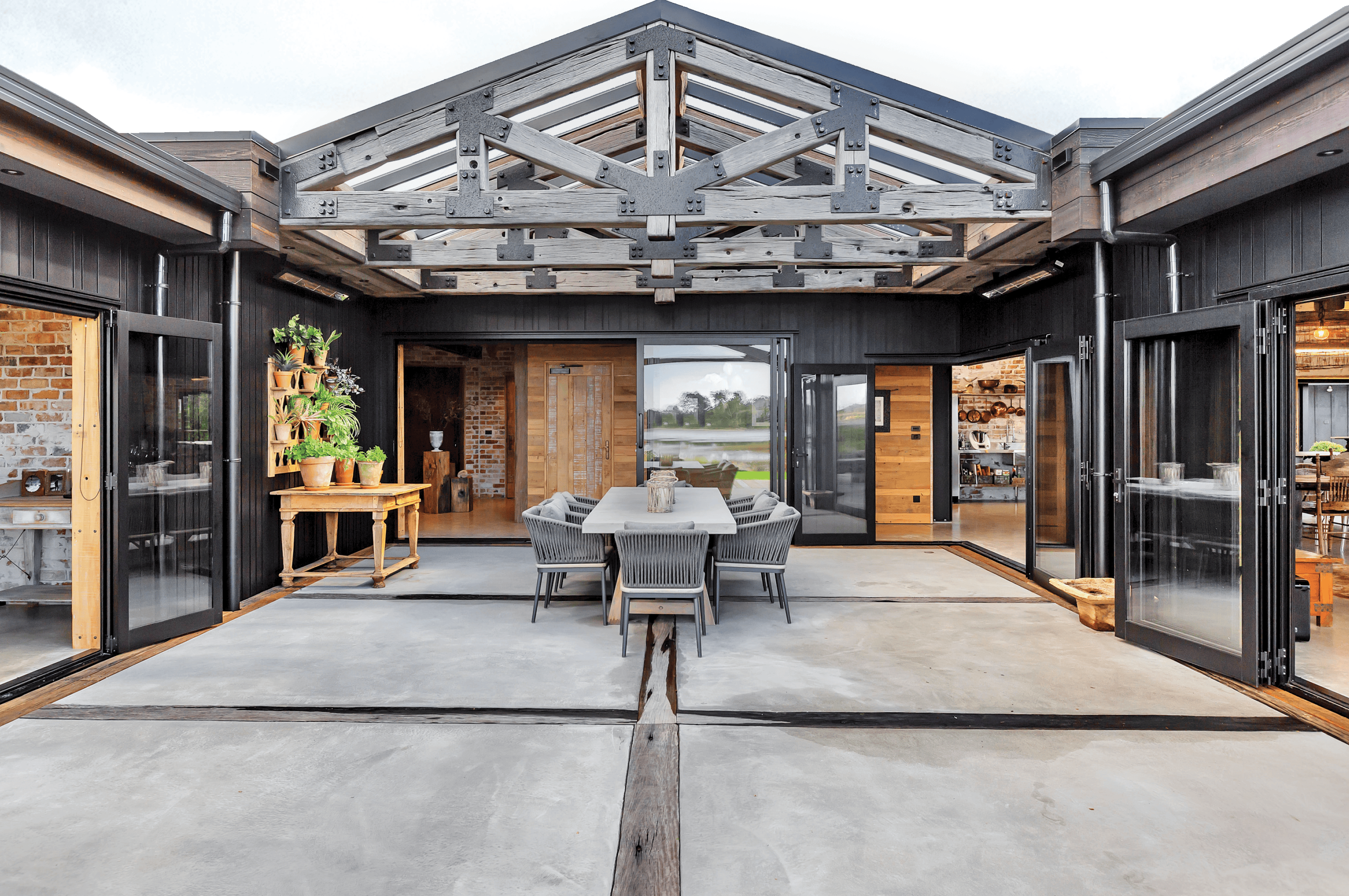 Wapu Gables Coastal Residence