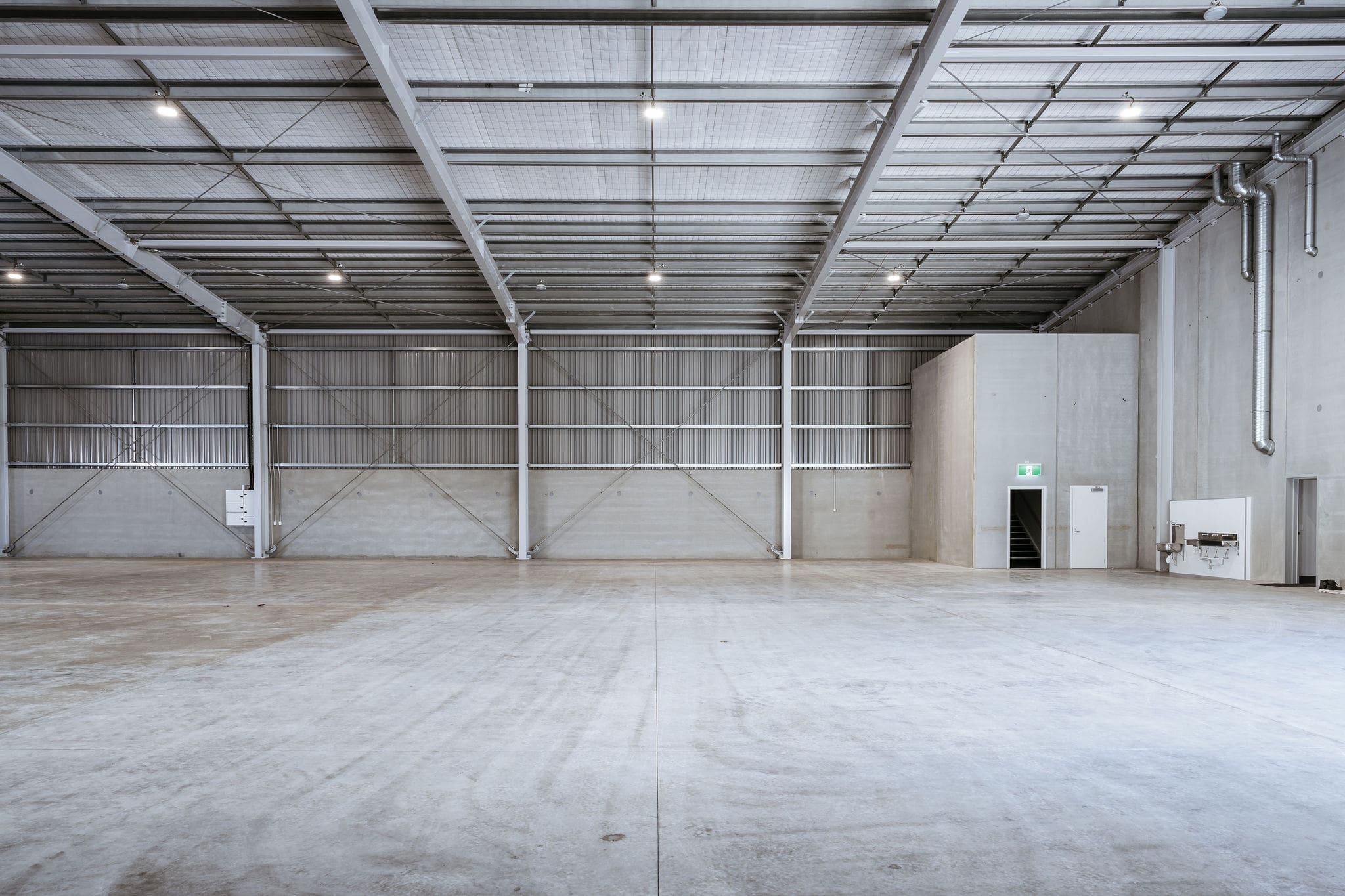 2 Cessna Place Commercial Facility