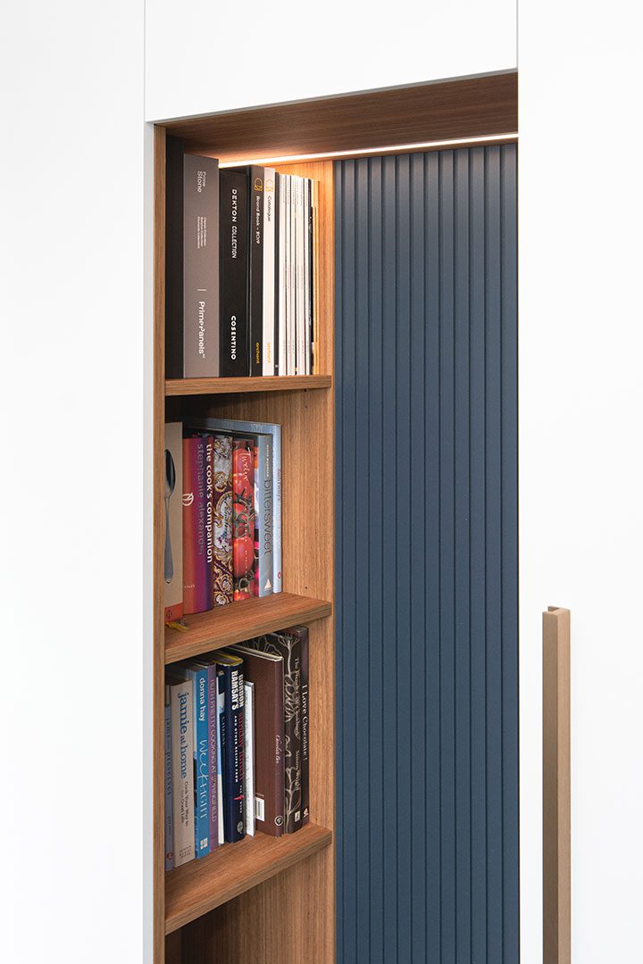 Coastal Style: Pukehina Luxury Wardrobe and Study Design