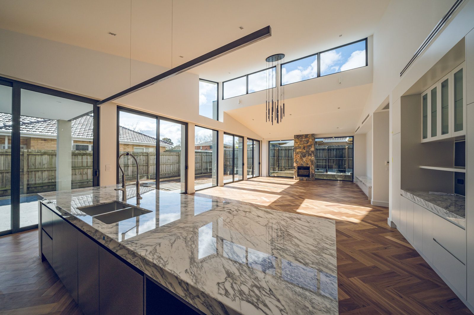 مشروع بناء منزل مستقل جديد في Surrey Hills