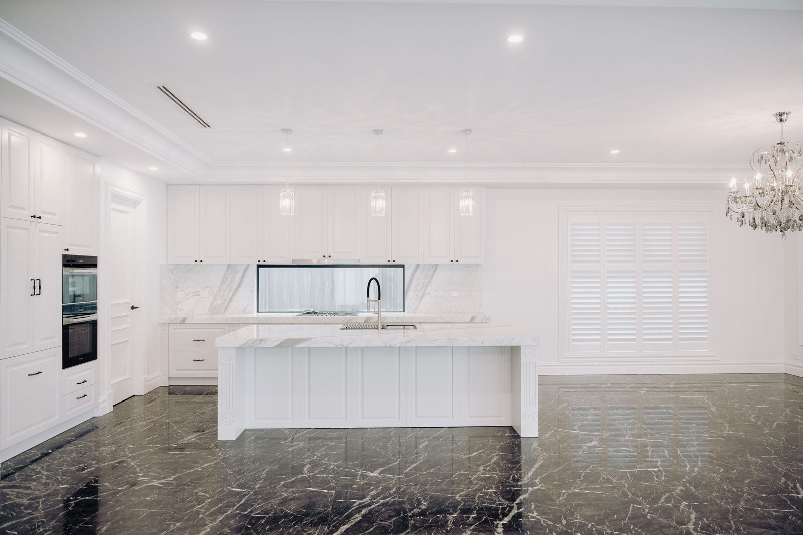 New Standalone Residence Built in Doncaster