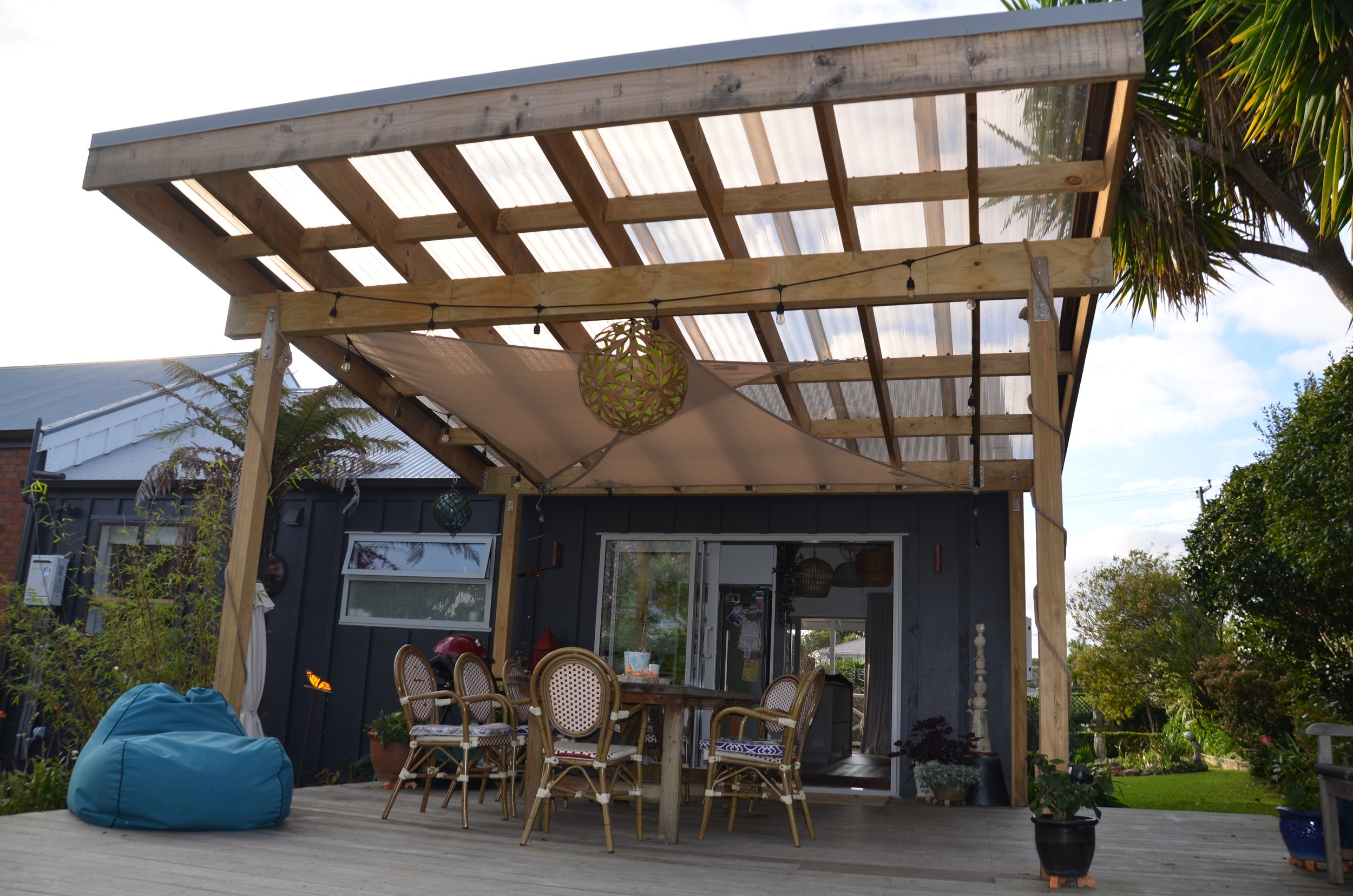 Raglan · Wainui Rd住宅厨房及户外区加建
