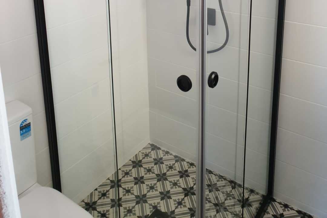 Largs Bay Renovation Phòng Tắm