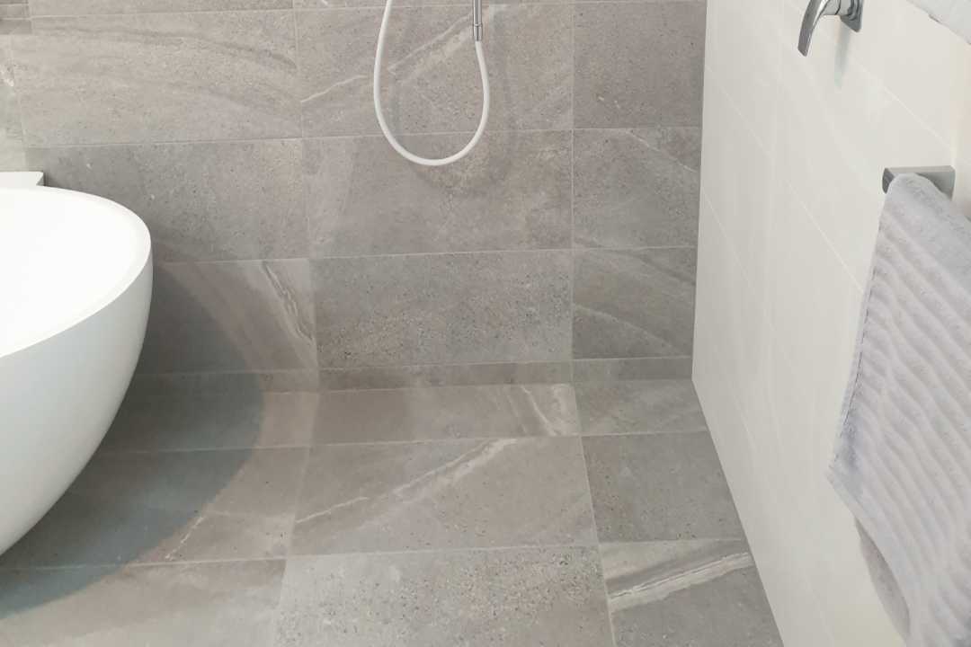 North Adelaide Sửa chữa phòng tắm, Thiết kế khe máu không mép