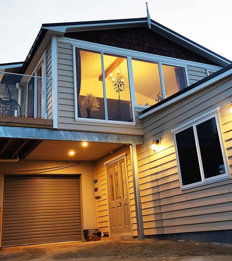 Whangaparaoa Single-storey Bedroom Addition and Villa-style Renovation