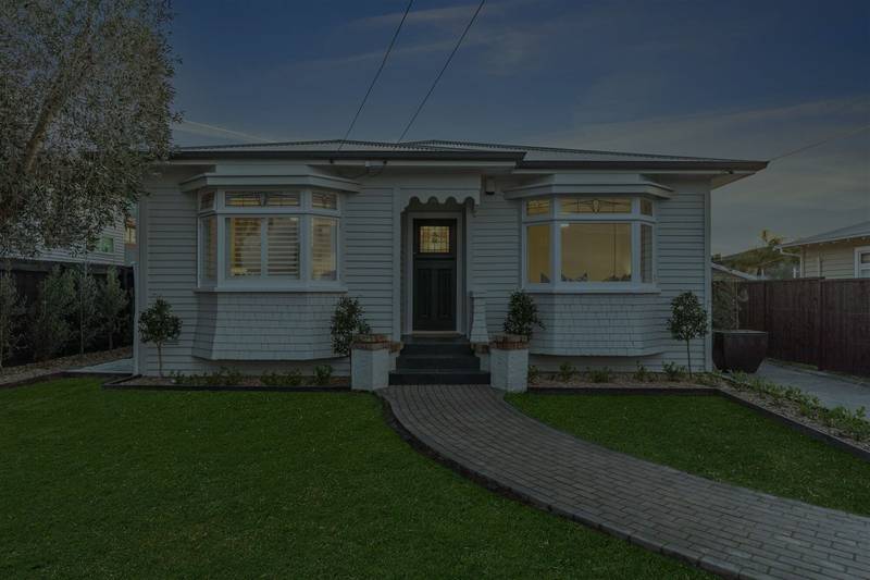 Chevalier Chic: 1930s Bungalow Transformation