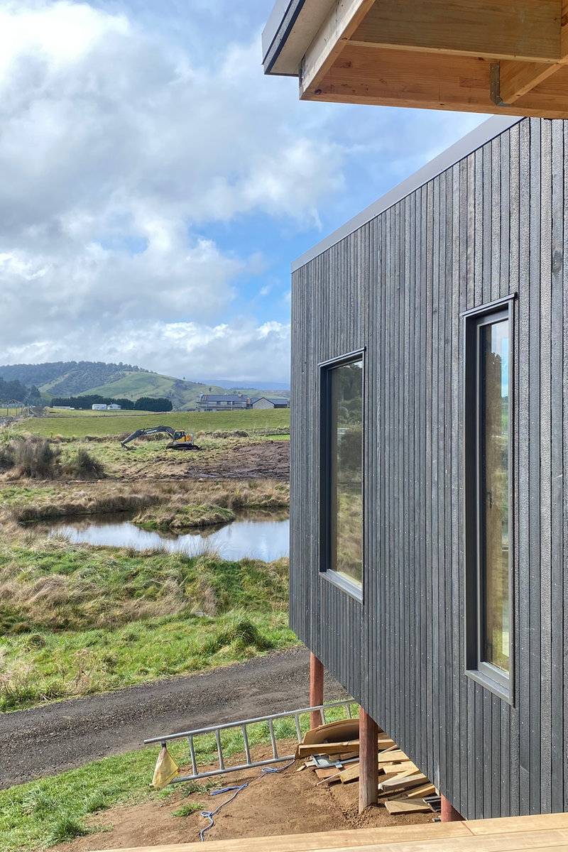 Ohakune Mountain Residence: Charred Wood Cladding