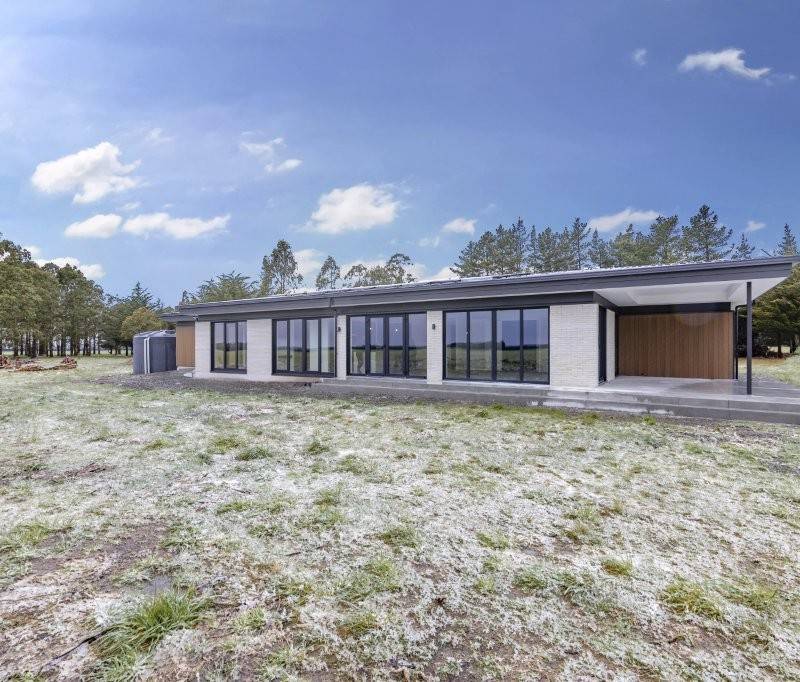 Oxford Rural Off-Grid High Performance Home