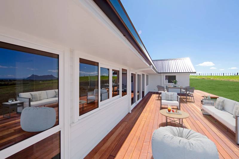 Ruakaka Rural Living, Relaxed and Free