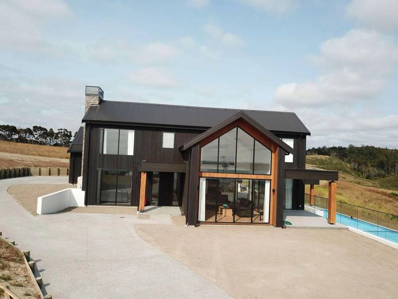 Weiti Bay Premium Custom Residential Construction