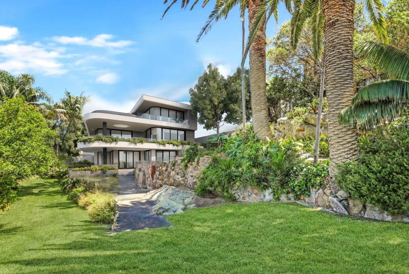 Blakehurst Duplex, Balancing Privacy and Views