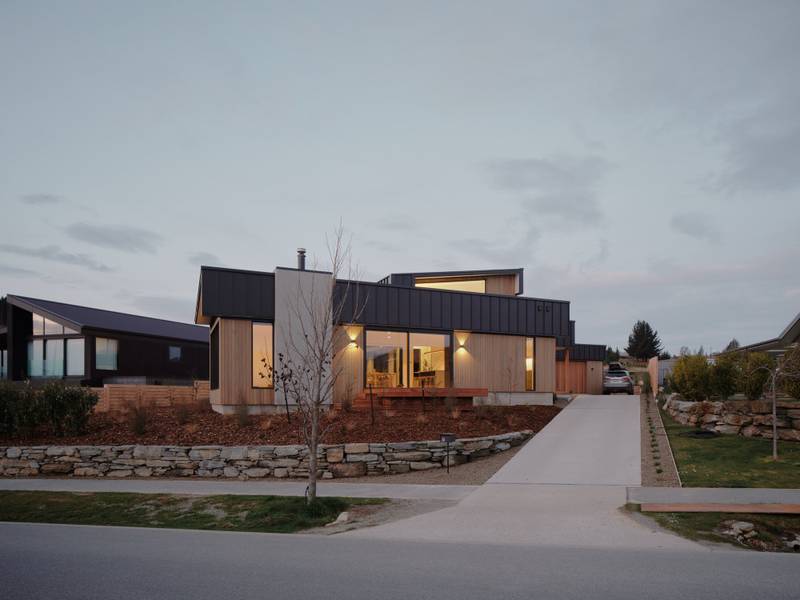 Wanaka Kotare Drive现代住宅