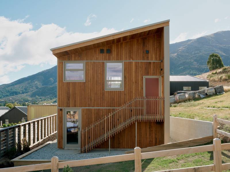 Tiu House: SIP Panel Cottage at Lake Hāwea