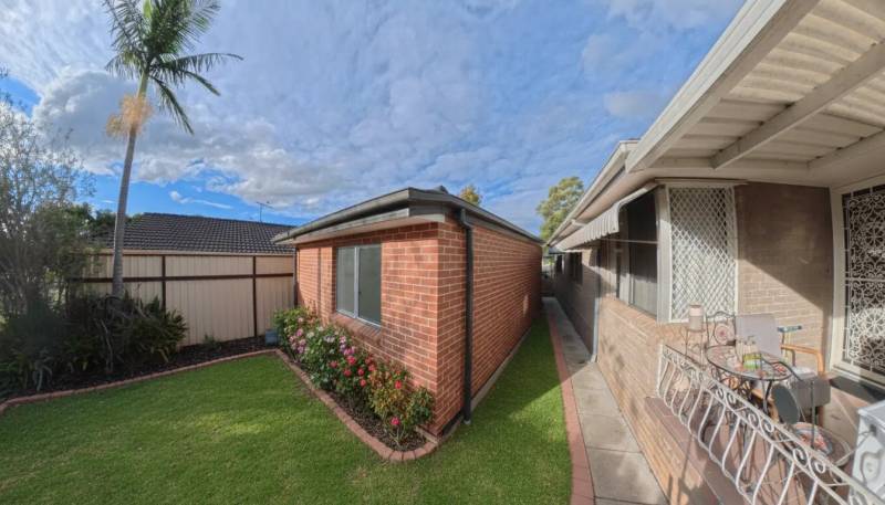 Ingleburn Custom Design Detached House Backyard Cabin
