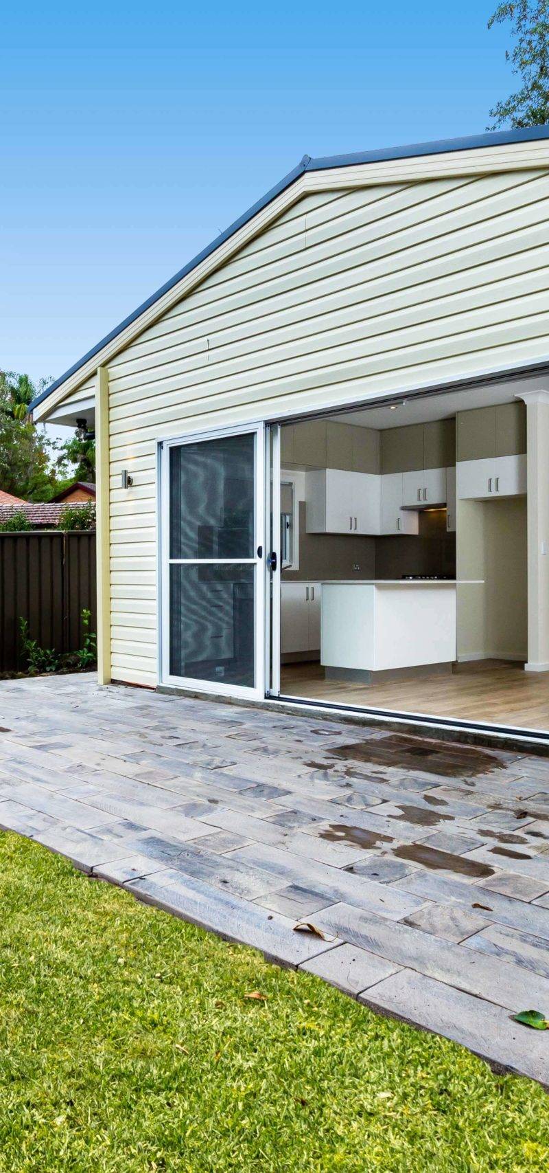 Campbelltown 后院小屋，开放式布局设计